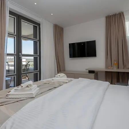 Specia Макарска